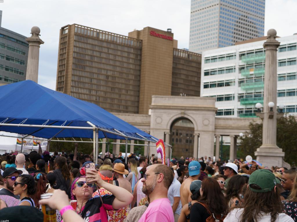 ការចាប់ផ្តើមអាជីវកម្មដោយភាពជោគជ័យ